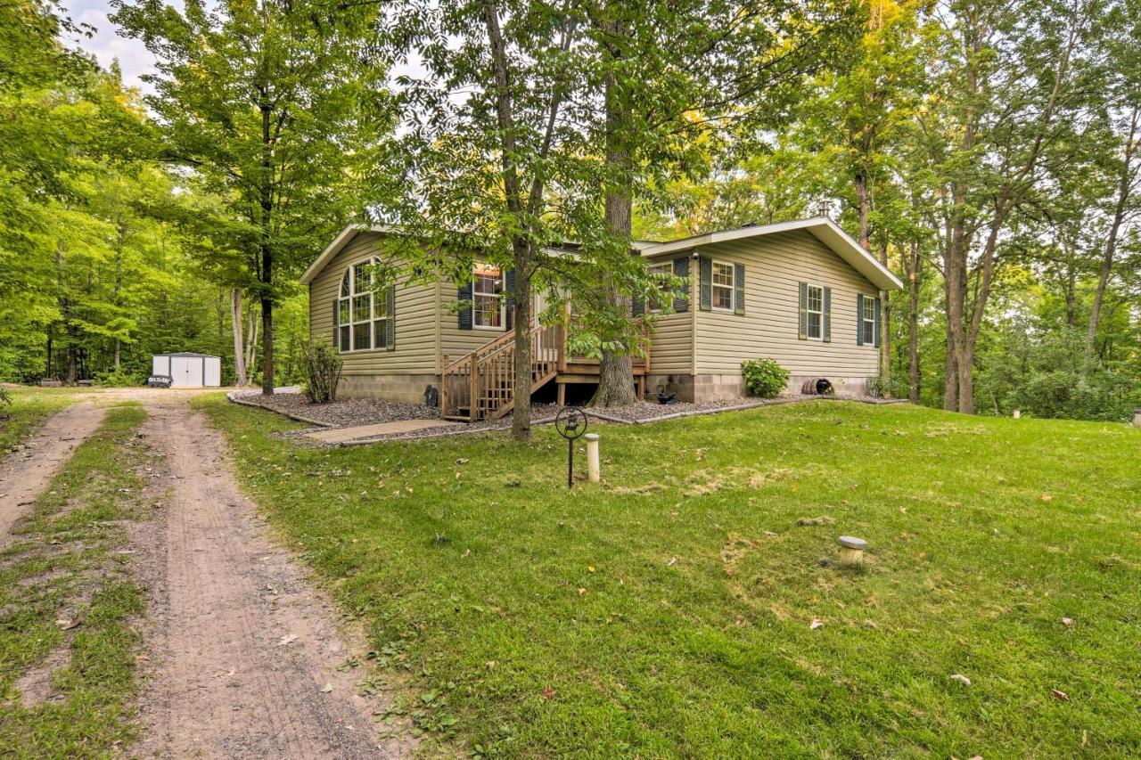 Villa Tranquil Cabin Getaway Near Red Cedar Lake! Birchwood Exterior foto